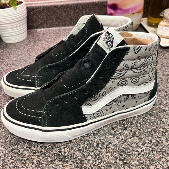 VANS Sk8-hi Paisley Grey, TRUE White Unisex Skater Sneakers Men’s 8.5. Women 10 - Picture 2 of 5